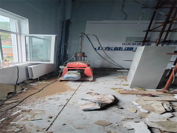 黑水地基基础下沉墙体裂缝加固注浆顶升施工